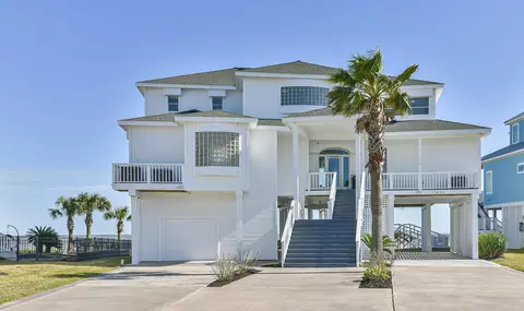 11811 Sunbather Ln, Galveston, TX 77554