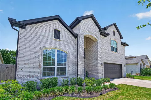 291 Little Dog Dr, Montgomery, TX 77356