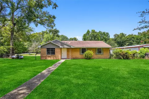 9196 White Oak Dr, Conroe, TX 77384