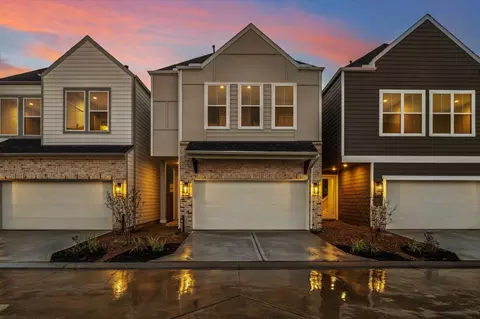 11307 Stonework Grove Ln, Houston, TX 77076