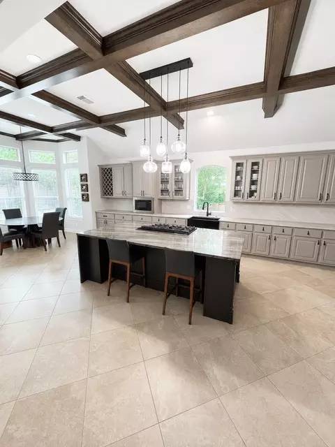 6627 Pelham Chase Dr, Spring, TX 77389