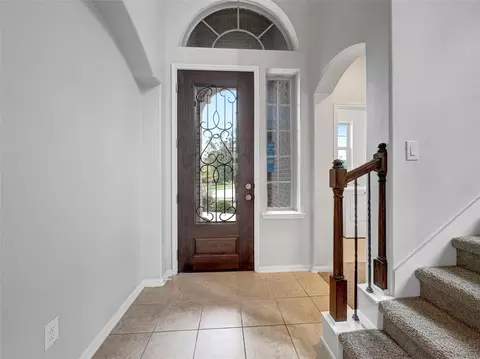 Entry Way - 632 Kickapoo Ct, Webster, TX 77598 photo 1 of 5