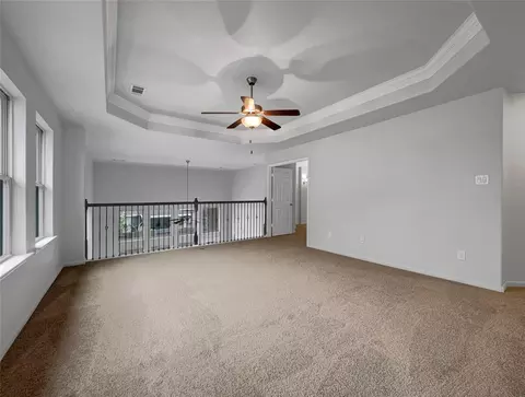Living - 632 Kickapoo Ct, Webster, TX 77598 photo 2 of 2