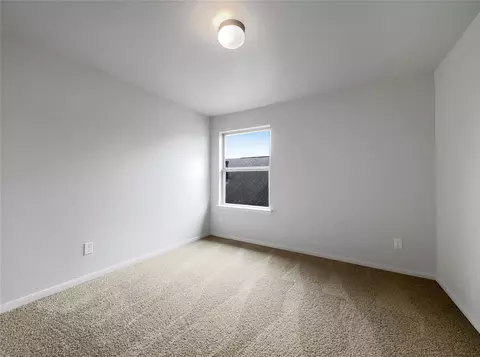 Bedroom - 632 Kickapoo Ct, Webster, TX 77598 photo 4 of 4