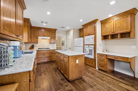 Kitchen - 19002 Cypress Estates Drive Dr, Spring, TX 77388 photo 2 of 2