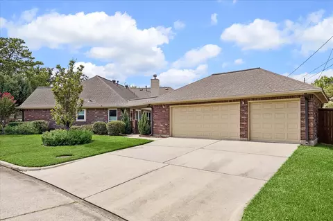 Exterior - 19002 Cypress Estates Drive Dr, Spring, TX 77388 photo 2 of 5