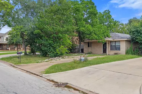 803 Fairview Ave, College Station, TX 77840