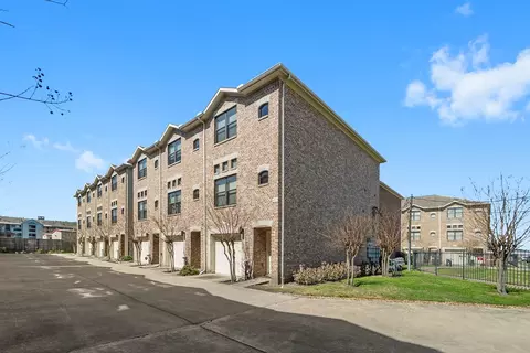 2710 Hullsmith Dr #1301, Houston, TX 77063