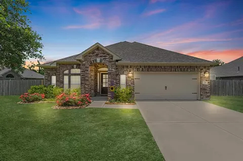 1290 Laurel Loop, Angleton, TX 77515 photo 1