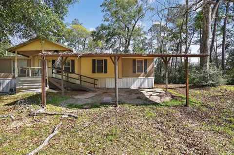 1036 Big Foot Wallace Trl, Livingston, TX 77351