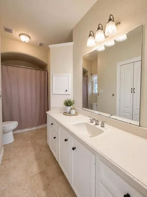 Bath - 17107 Rustington Dr, Spring, TX 77379 photo 6 of 7