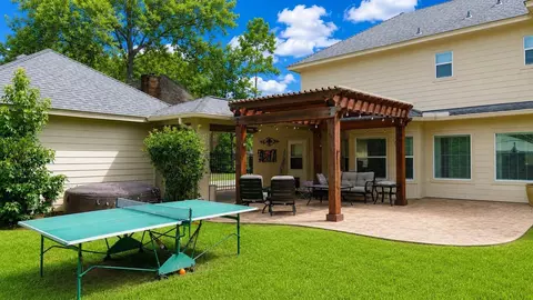Exterior - 17107 Rustington Dr, Spring, TX 77379 photo 8 of 14