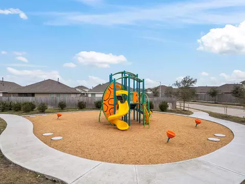 Other - 302 Amy St, Angleton, TX 77515 photo 5 of 6