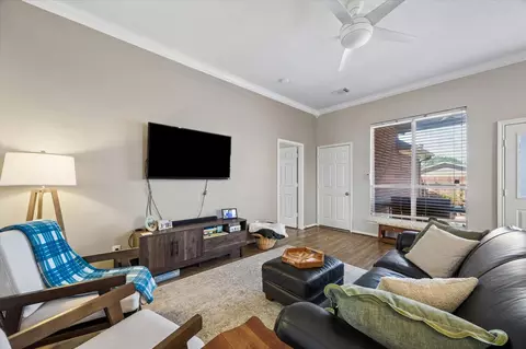 Living - 608 Brad Ct, Webster, TX 77598 photo 1 of 2