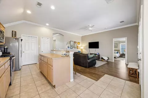 Entry Way - 608 Brad Ct, Webster, TX 77598 photo 1 of 3