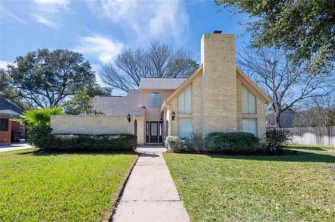 2542 Hodges Bnd, Sugar Land, TX 77479