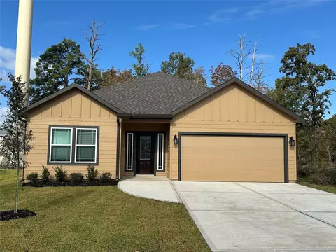 147 Knollwood Ln, Livingston, TX 77351