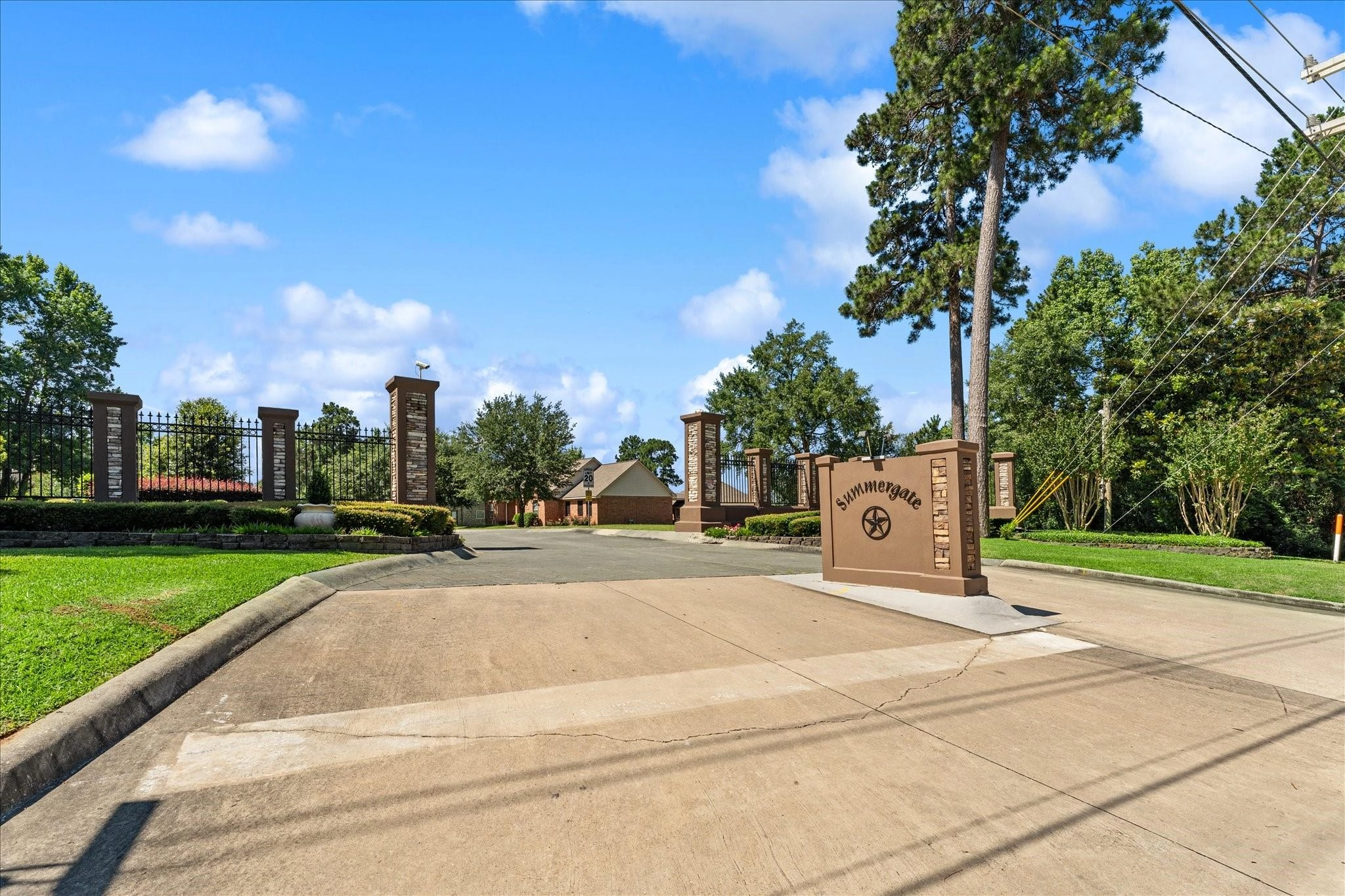 1726 Summergate Dr, Conroe, TX 77304 photo 34