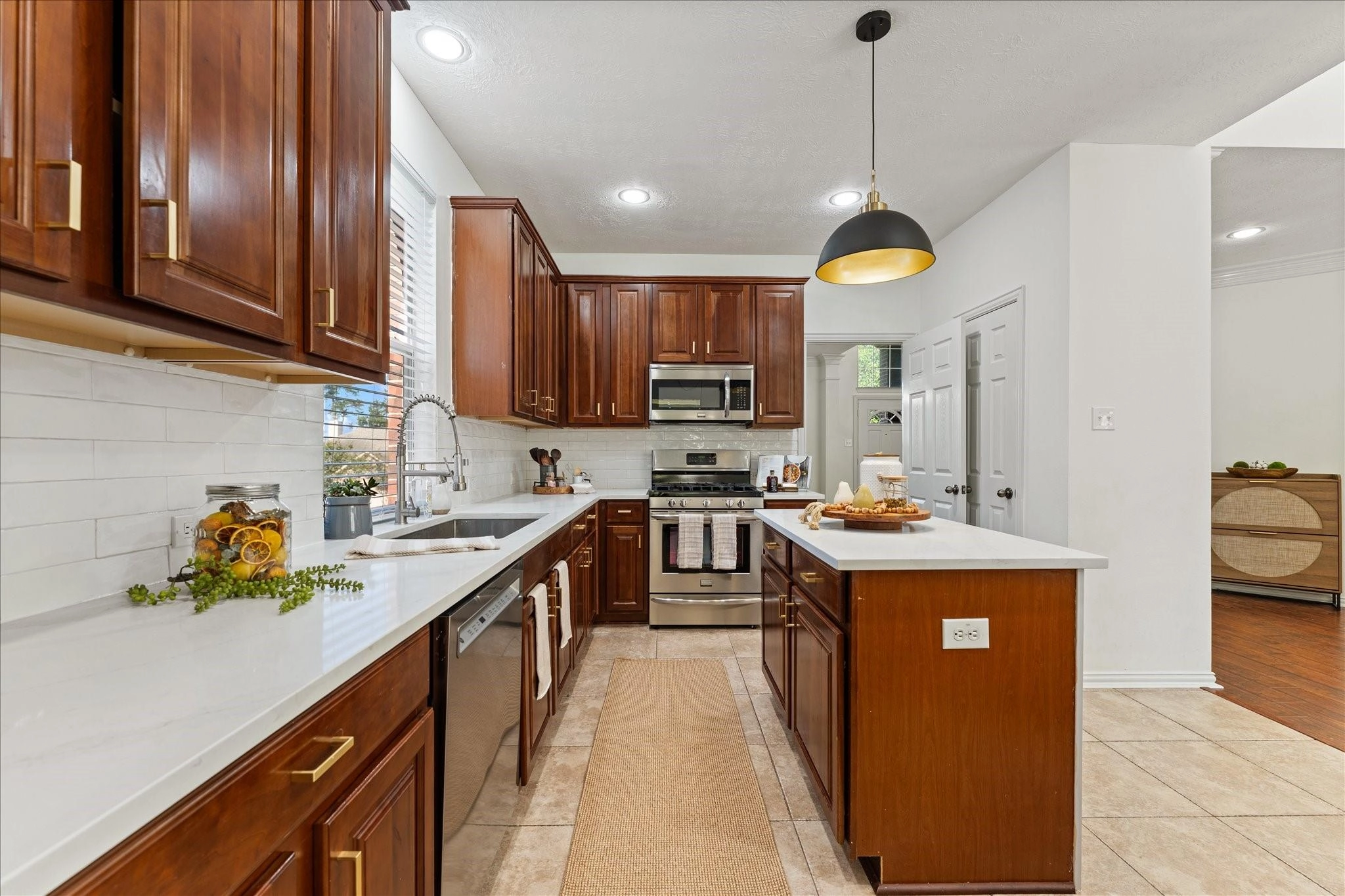 1726 Summergate Dr, Conroe, TX 77304 photo 10
