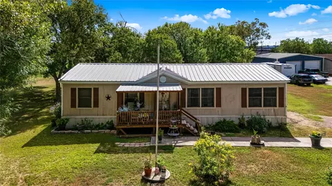 410 Nelson Ave, Victoria, TX 77901