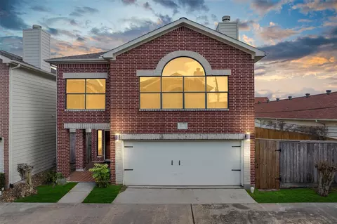 9705 Linkmeadow Ln, Houston, TX 77025
