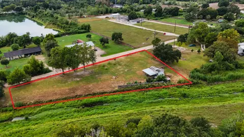 727 E Jasmine St, Fresno, TX 77545