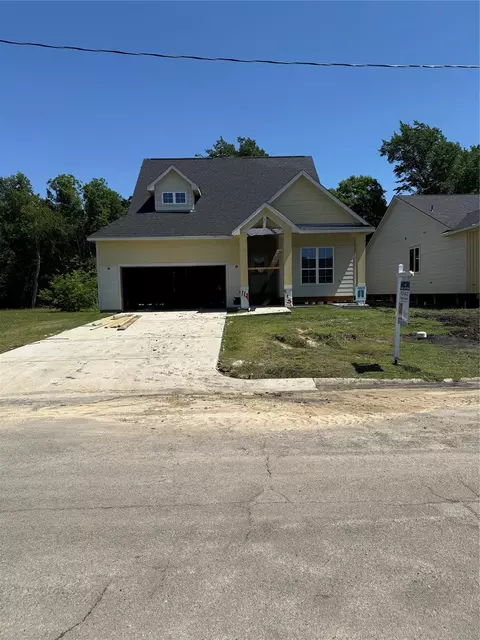 112 Harvey Blvd, Baytown, TX 77520