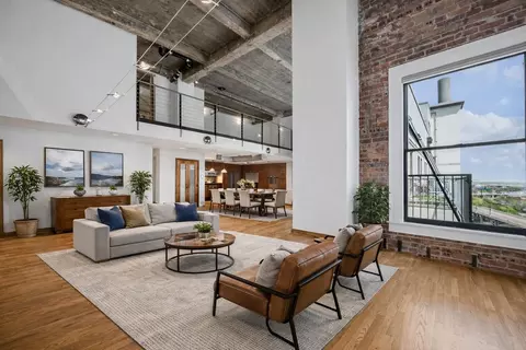 915 Franklin St #9L, Houston, TX 77002