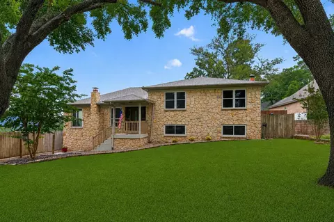 28111 Camille Dr, Tomball, TX 77375