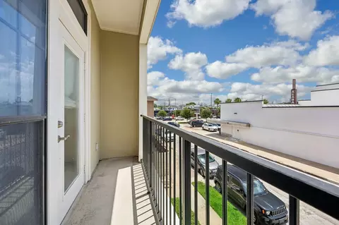 2120 Kipling St #209, Houston, TX 77098