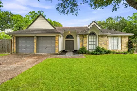1019 Margate Ct, Pearland, TX 77584
