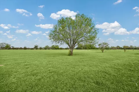 Exterior - 1021 Star Ln, Cat Spring, TX 78933 photo 1 of 3