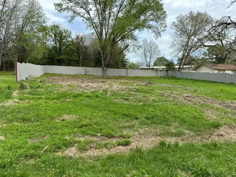 640 Eagle Dr, Trinity, TX 75862 photo 1