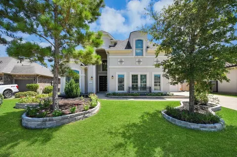 Exterior - 4035 Ashland Woods Dr, Spring, TX 77386 photo 2 of 13