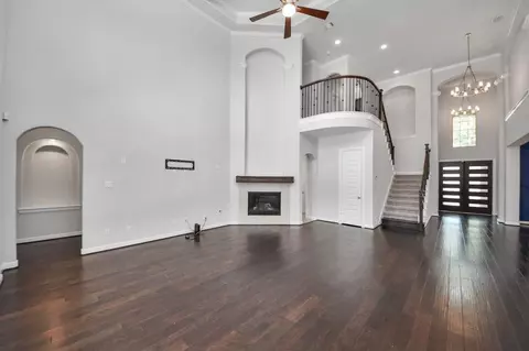 Living - 4035 Ashland Woods Dr, Spring, TX 77386 photo 4 of 6