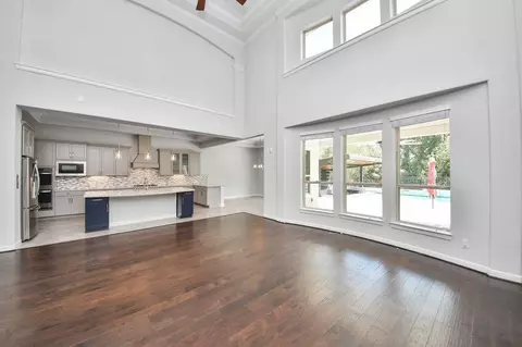 Living - 4035 Ashland Woods Dr, Spring, TX 77386 photo 3 of 6