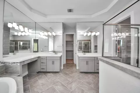 Bath - 4035 Ashland Woods Dr, Spring, TX 77386 photo 1 of 6