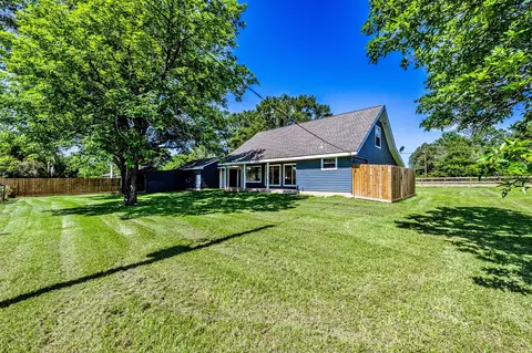 Exterior - 791 Fm 1617, Trinity, TX 75862 photo 7 of 12