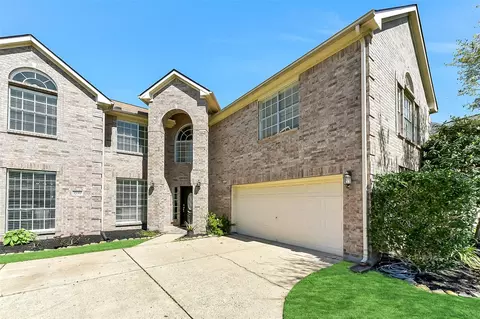 2723 Sterling Fields Dr, Pearland, TX 77584