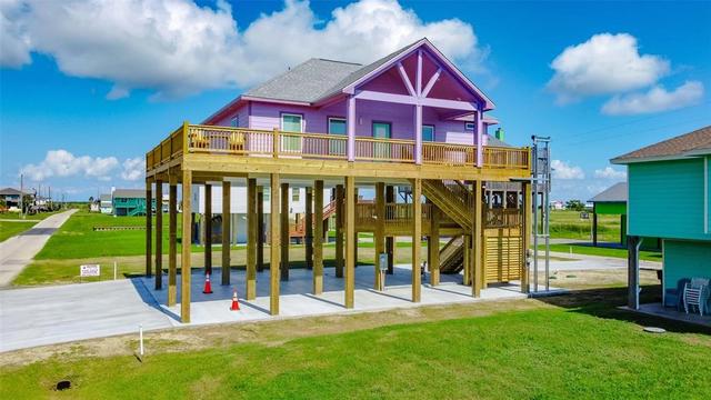 894 Beach Rd Crystal Beach, TX Homes with 3+ Beds & 2+ Baths For Sale - Movoto