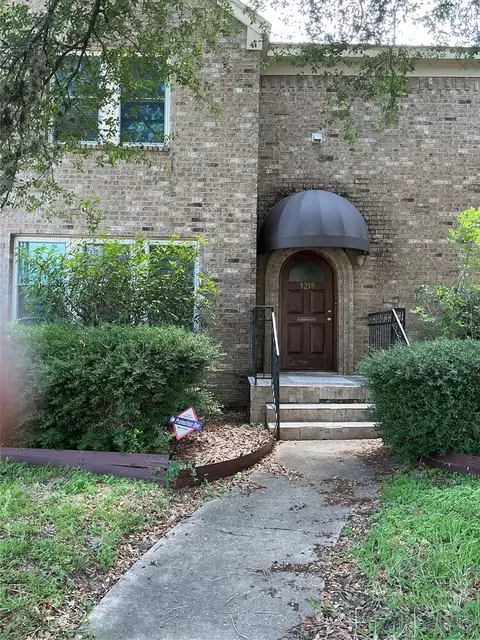 3218 Southmore Blvd, Houston, TX 77004