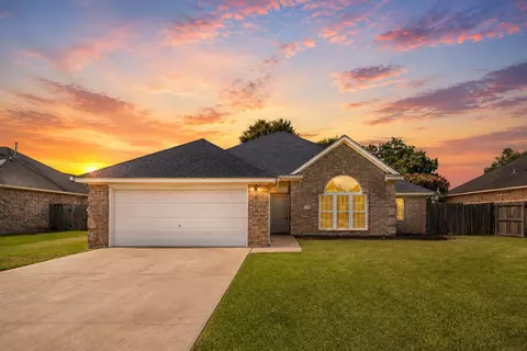 9680 N Nevada St, Beaumont, TX 77707