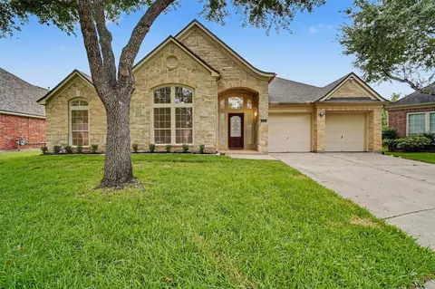 2905 Summer Cape Ct, League City, TX 77573