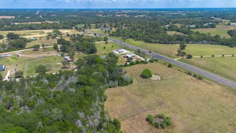 View/Area - 2805 Deer Rd, Brenham, TX 77833 photo 5 of 7