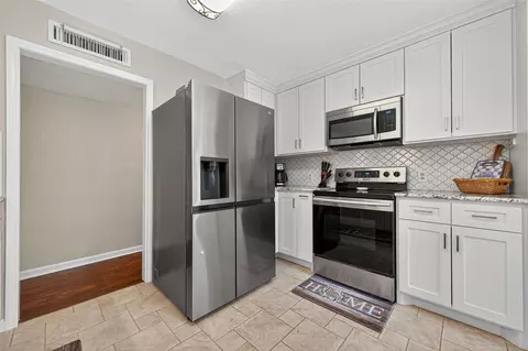 Kitchen - 22815 Thadds Trl, Spring, TX 77373 photo 2 of 5