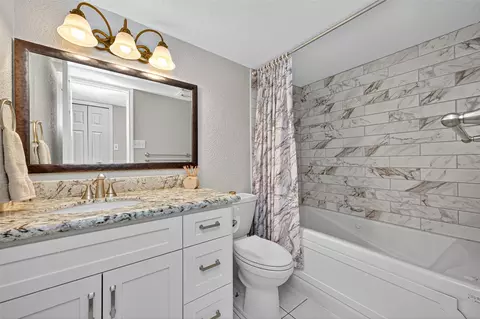 Bath - 22815 Thadds Trl, Spring, TX 77373 photo 1 of 2
