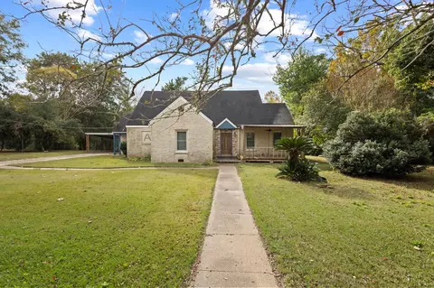 301 N Pine St, Woodville, TX 75979