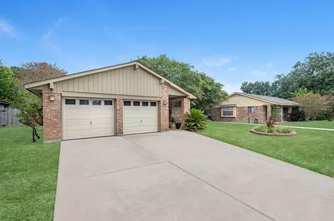 Exterior - 4718 Lost Oak Dr, Spring, TX 77388 photo 3 of 7