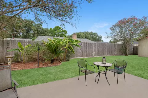 Exterior - 4718 Lost Oak Dr, Spring, TX 77388 photo 5 of 7