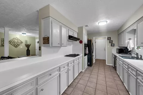 Kitchen - 4718 Lost Oak Dr, Spring, TX 77388 photo 2 of 2